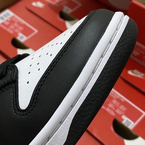 8361.jpg Authentic Nike shoes