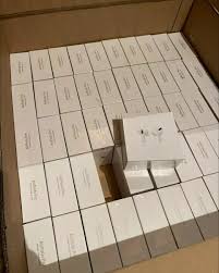 Apple Airpods pro pallets for sale in UK