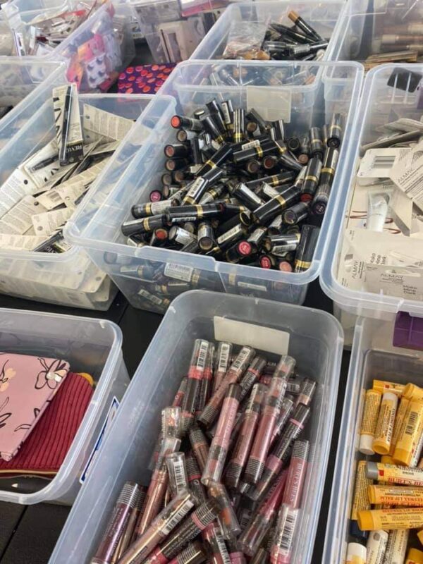 FB_IMG_1647419817924.jpg All In One Makeup Pallet For Sale