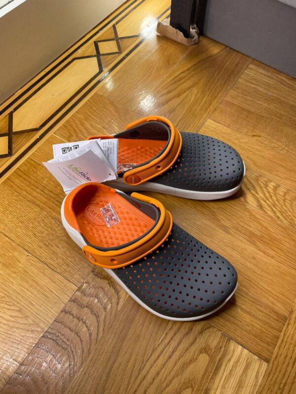 IMG_20220320_220802_480.jpg Crocs PALLETS