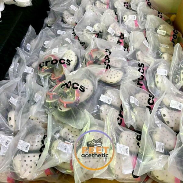 IMG_20220322_162144_283.jpg Crocs PALLETS