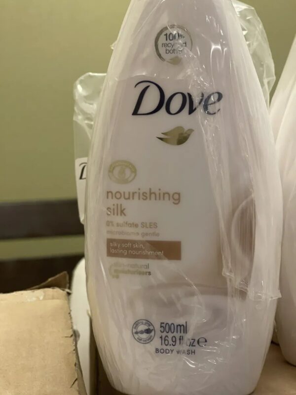 61642.jpg Dove Body Wash pallet