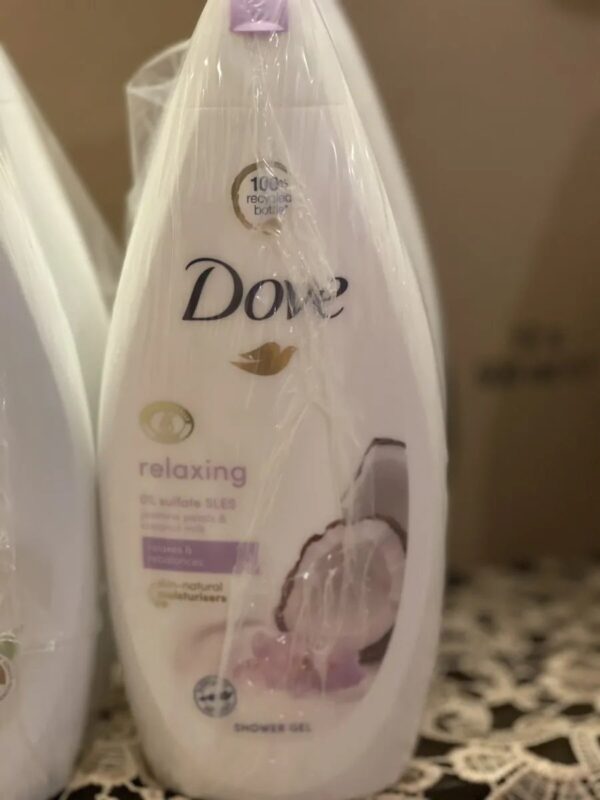 61644.jpg Dove Body Wash pallet